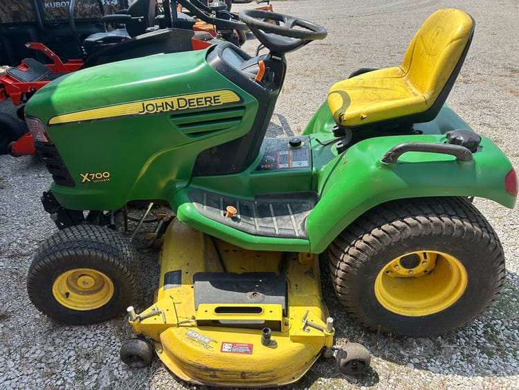 John Deere JX700   $2,950.00